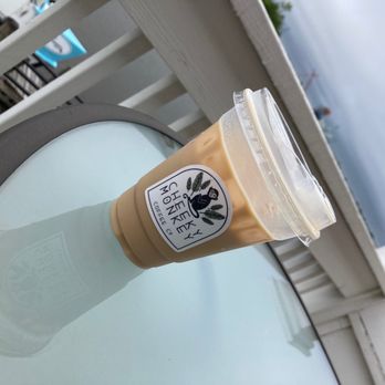 Maroon Monkey Coffee - Bee Sting - Coffee & Tea Near Me - Wilmington, North Carolina Maroon Monkey Coffee - Bee Sting - Coffee & Tea Near Me - Wilmington, North Carolina