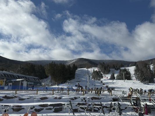 Hunter Mountain by null