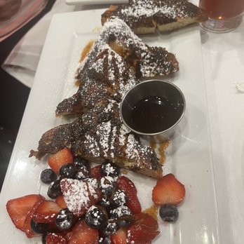 Bistro V - French Toast but feel it had special name - French Near Me - Greenwich, Connecticut