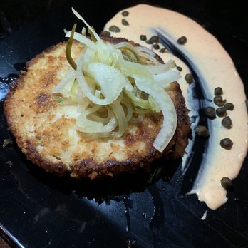 Little Bad Wolf - Crab cake with capers - American Near Me - Chicago, Illinois Little Bad Wolf - Crab cake with capers - American Near Me - Chicago, Illinois