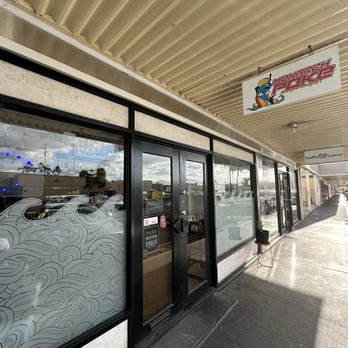 Monarch Poke - Outside - Hawaiian Near Me - Aiea, Hawaii