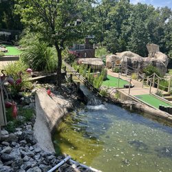 Putt'n Stuff Family Fun Center