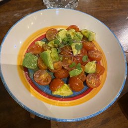 Ensalada de tomate y aguacate Ensalada de tomate y aguacate