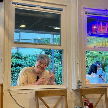 Aloha Kitchen - Me, waving at family. - Breakfast & Brunch Near Me - Honolulu, Hawaii