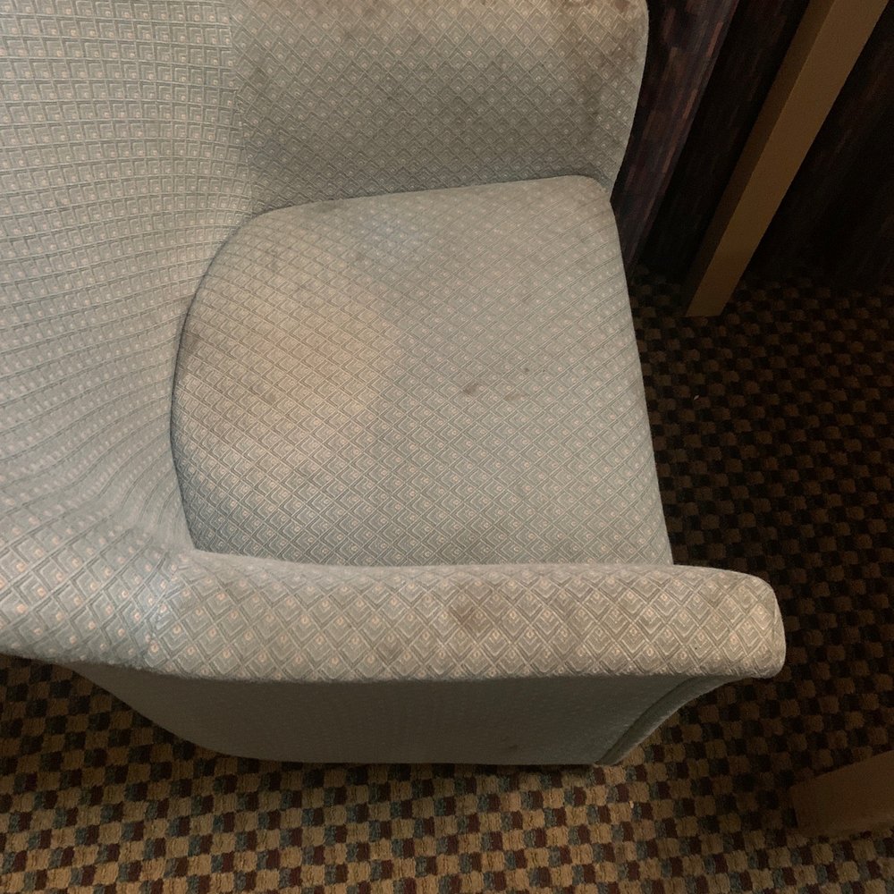 GuestHouse Eugene Springfield - dirty chair - Hotels Near Me - Springfield, Oregon GuestHouse Eugene Springfield - dirty chair - Hotels Near Me - Springfield, Oregon