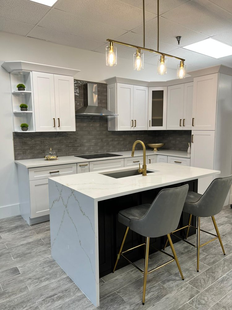 PRIME N’ COUNTERS Updated September 2024 4956 Le Chalet