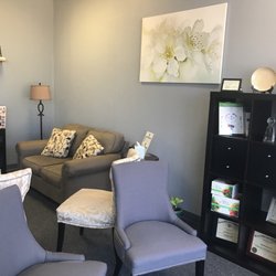 Cedars Chiropractic - Waiting area