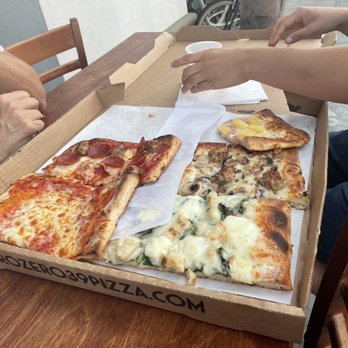 ZeroZero39 Pizzeria - Margherita Pizza (large) Pepperoni and Sausage Pizza (large) Chicken and Spinach Pizza (large) - Pizza Near Me - Huntington Beach, California