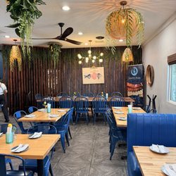 Santo Fish Restaurant - Interior