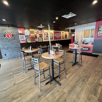 Teriyaki Madness - interior - Asian Fusion Near Me - Atlanta, Georgia