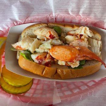 The Lobster Haul - Traditional lobster roll - Seafood Near Me - Damariscotta, Maine The Lobster Haul - Traditional lobster roll - Seafood Near Me - Damariscotta, Maine