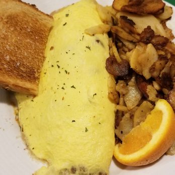 Frog Pond - Bacon Omelet with home fries & toast. - Breakfast & Brunch Near Me - North Redington Beach, Florida Frog Pond - Bacon Omelet with home fries & toast. - Breakfast & Brunch Near Me - North Redington Beach, Florida