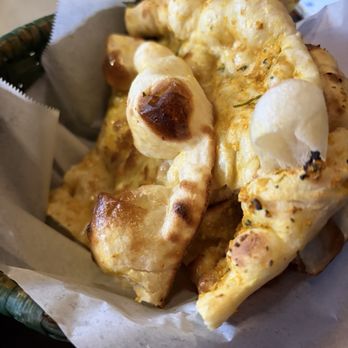 Dancing Yak - Garlic naan - Himalayan/Nepalese Near Me - San Francisco, California Dancing Yak - Garlic naan - Himalayan/Nepalese Near Me - San Francisco, California