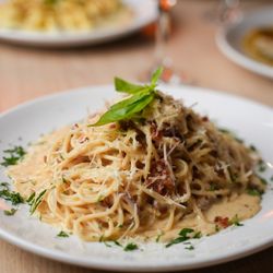 Evio's Pizza & Grill - Better than La mi Nonna's?! A mouth watering, perfect Italian carbonara.