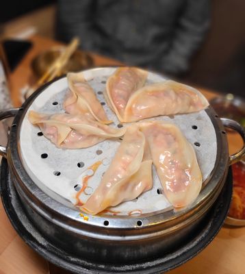 LEE GA 이가 by null