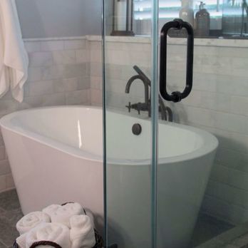 Nelson Glass - Windshield Installation & Repair Near Me - Gilbert, Arizona