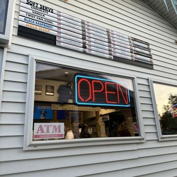 Chill & Grill - First ice cream of the season - Ice Cream & Frozen Yogurt Near Me - Palmyra, New York