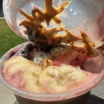 Paradise Juice Bar - Acai bowl - Bagels Near Me - Santa Maria, California Paradise Juice Bar - Acai bowl - Bagels Near Me - Santa Maria, California