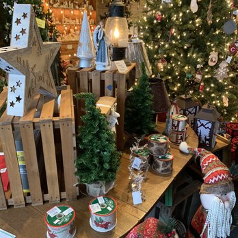 Christmas Chalet - Flowers & Gifts Near Me - Oakland, Maryland Christmas Chalet - Flowers & Gifts Near Me - Oakland, Maryland