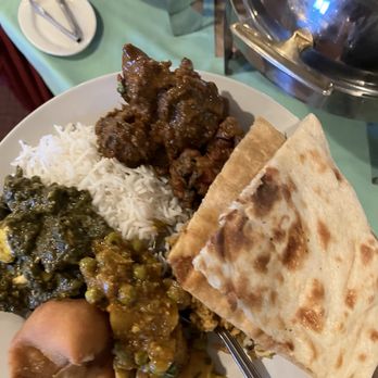 India Grille - Lunch buffet platter - Indian Near Me - Wilmington, Delaware India Grille - Lunch buffet platter - Indian Near Me - Wilmington, Delaware