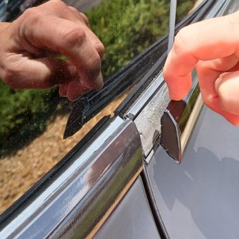 EV Cars - Moulding damage not mentioned, seen at pick up. - Car Dealers Near Me - Layton, Utah EV Cars - Moulding damage not mentioned, seen at pick up. - Car Dealers Near Me - Layton, Utah