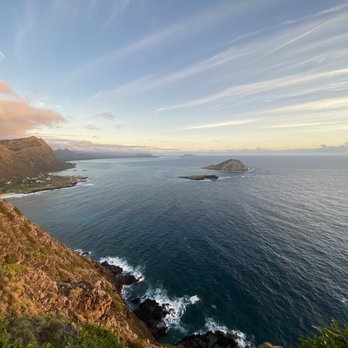Makapu'u Point Lighthouse Trail - Hiking Near Me - Honolulu, Hawaii Makapu'u Point Lighthouse Trail - Hiking Near Me - Honolulu, Hawaii