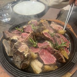 Tosca - The steak was the main attraction, served sizzling.