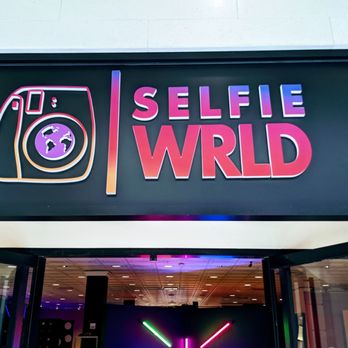 Selfie WRLD - Tampa - Selfie WRLD Tampa - Session Photography Near Me - Tampa, Florida Selfie WRLD - Tampa - Selfie WRLD Tampa - Session Photography Near Me - Tampa, Florida