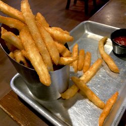Ruff's Wings & Sports Bar - They have great fries!!