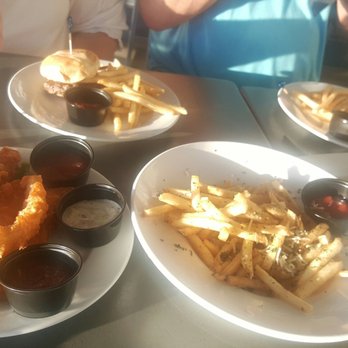 Oceanside Broiler - Herb fries sliders and calamari - Seafood Near Me - Oceanside, California