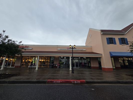 lululemon North Georgia Premium Outlets by null
