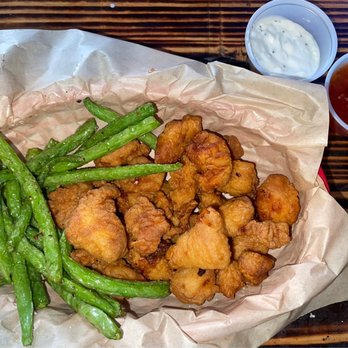 The BWB Restaurant - Kids popcorn chicken combo with green beans - American Near Me - Corpus Christi, Texas The BWB Restaurant - Kids popcorn chicken combo with green beans - American Near Me - Corpus Christi, Texas