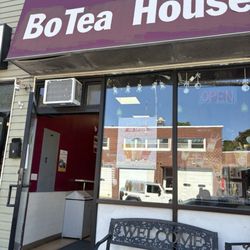 Botea House