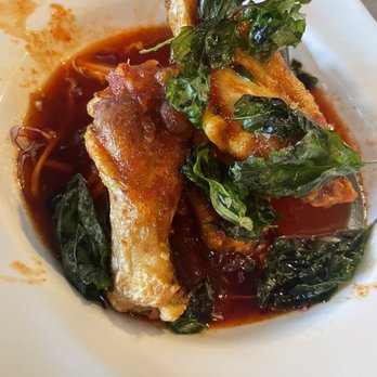 May Thai Kitchen - Crunchy Thai basil on top of the wings were perfection - Thai Near Me - Alameda, California May Thai Kitchen - Crunchy Thai basil on top of the wings were perfection - Thai Near Me - Alameda, California
