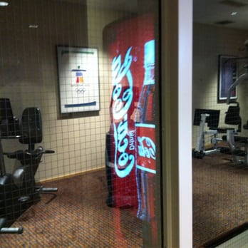 Holiday Inn Express & Suites Langley - Workout room and shadow of vending machine outside the room. - Hotels Near Me - Langley, British Columbia Holiday Inn Express & Suites Langley - Workout room and shadow of vending machine outside the room. - Hotels Near Me - Langley, British Columbia