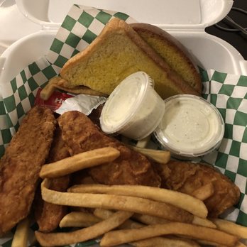 Mario's Pizza - Disgusting stale fries n chicken strips, YUM - Pizza Near Me - Tucson, Arizona