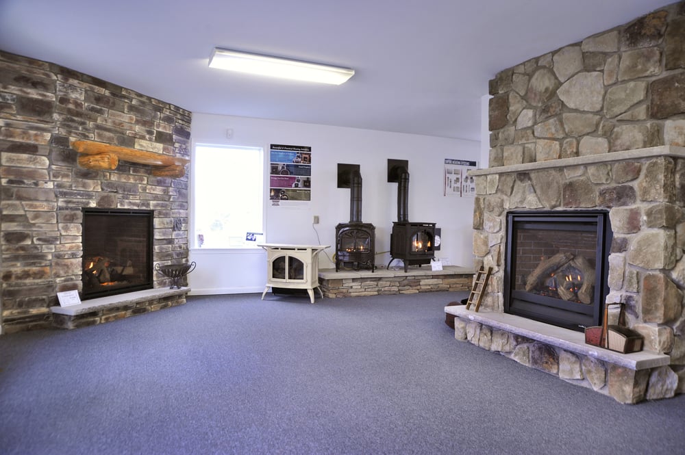 HELLER’S GAS Updated August 2024 447 E Industrial Dr, Mifflintown