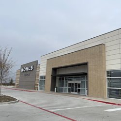 Kohl’s - The Kohl's at 5800 Preston Road faces the new H-E-B grocery store!