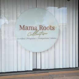 Exterior outside entrance of Mama Roots Collective - San Francisco, California Exterior outside entrance of Mama Roots Collective - San Francisco, California