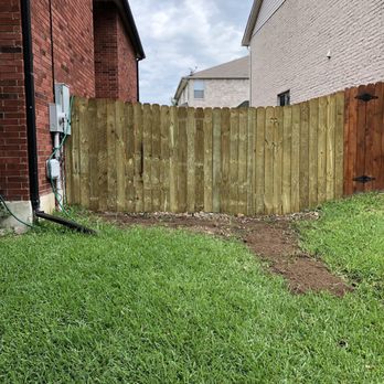 Nation's Multi-Service - After photo bushes dug out - Lawn Services Near Me Nation's Multi-Service - After photo bushes dug out - Lawn Services Near Me