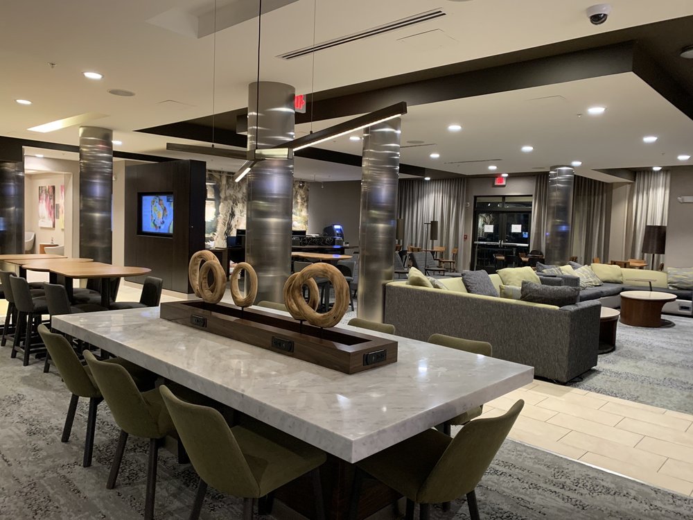 COURTYARD HERSHEY CHOCOLATE AVENUE Updated September 2024 60 Photos