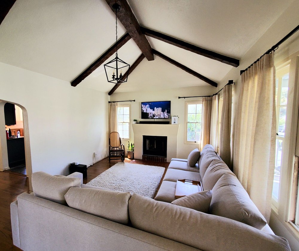 SOFA CLUB 522 Photos & 869 Reviews 2500 S Sepulveda Blvd, Los Angeles, California