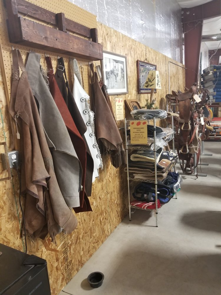 FALLON FARRIER SUPPLY Updated October 2024 14 Photos 5353 Reno