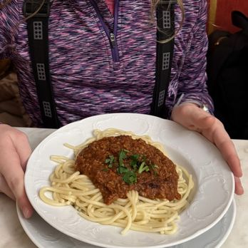 Cafe Mozart - Spaghetti bolognese - Austrian Near Me - Salzburg, 5 Cafe Mozart - Spaghetti bolognese - Austrian Near Me - Salzburg, 5