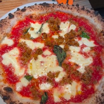 Bruciato - Salsiccia pizza - Pizza Near Me - Bainbridge Island, Washington