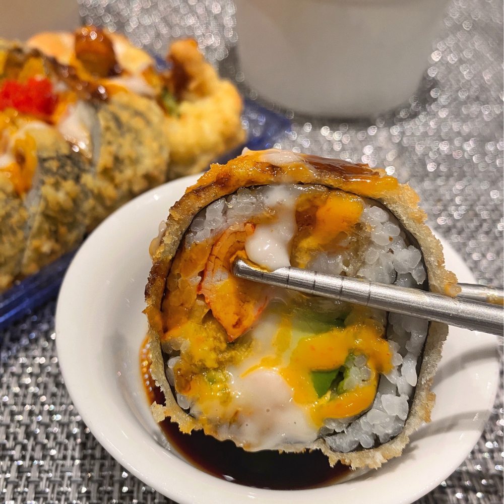 Kibo Sushi - Kibo Sushi - closeup of the grande maki Dynamite in tempura style roll, look at the size! - Sushi Bars Near Me - Woodbridge, Ontario Kibo Sushi - Kibo Sushi - closeup of the grande maki Dynamite in tempura style roll, look at the size! - Sushi Bars Near Me - Woodbridge, Ontario