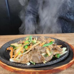 Chas Market & Kitchen - Beef bulgogi, reminded me of a sizzling fajita plancha!