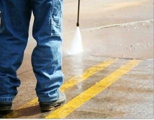 Roof Wash Tampa Logo