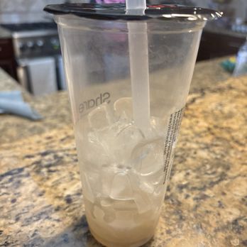 Sharetea Stockton - Oolong milk tea with supposedly "less ice" - Bubble Tea Near Me - Stockton, California