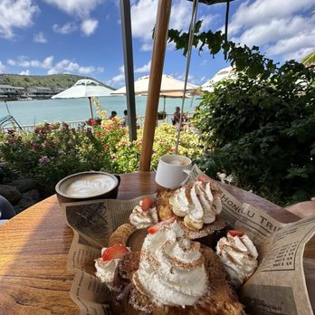 Island Brew Coffeehouse - French Toast - Coffee & Tea Near Me - Honolulu, Hawaii Island Brew Coffeehouse - French Toast - Coffee & Tea Near Me - Honolulu, Hawaii